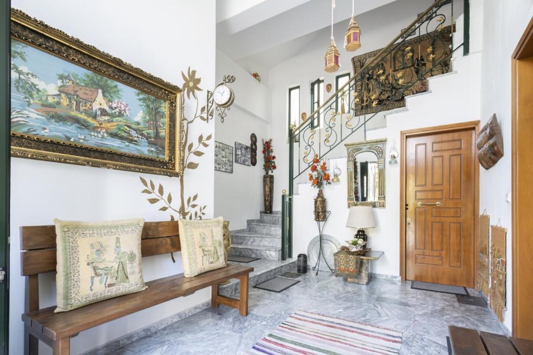 Vasilis Luxury Apartment Ioannina Buitenkant foto