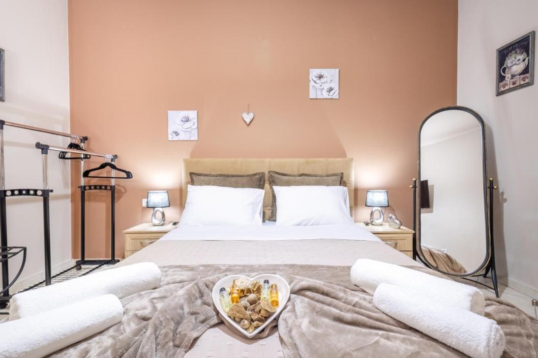Vasilis Luxury Apartment Ioannina Buitenkant foto