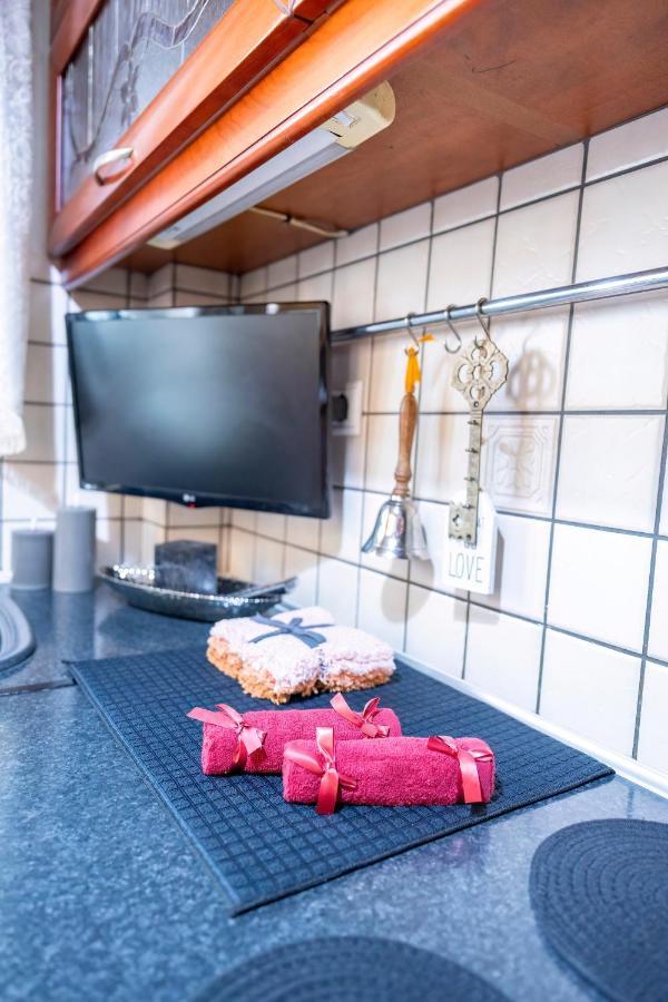 Vasilis Luxury Apartment Ioannina Buitenkant foto